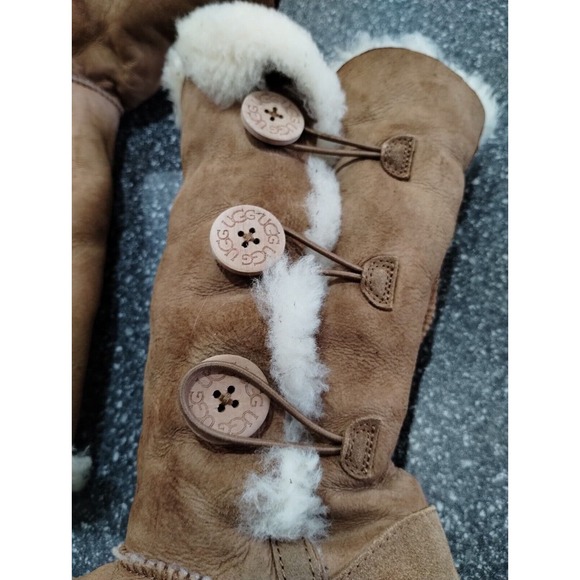 UGG BAILEY BUTTON TRIPLET TRIPLE II BROWN TALL BOOTS SIZE US 9 WOMEN 1873 - Picture 2 of 8